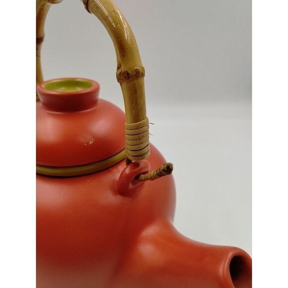 Room Creative Ceramic Green Tea Teapot w/Diffuser Wicker Handle Pink/Green - Picture 6 of 13